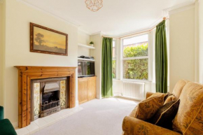 Entire Property in Hoole, Chester- walking distance to train station & city centre